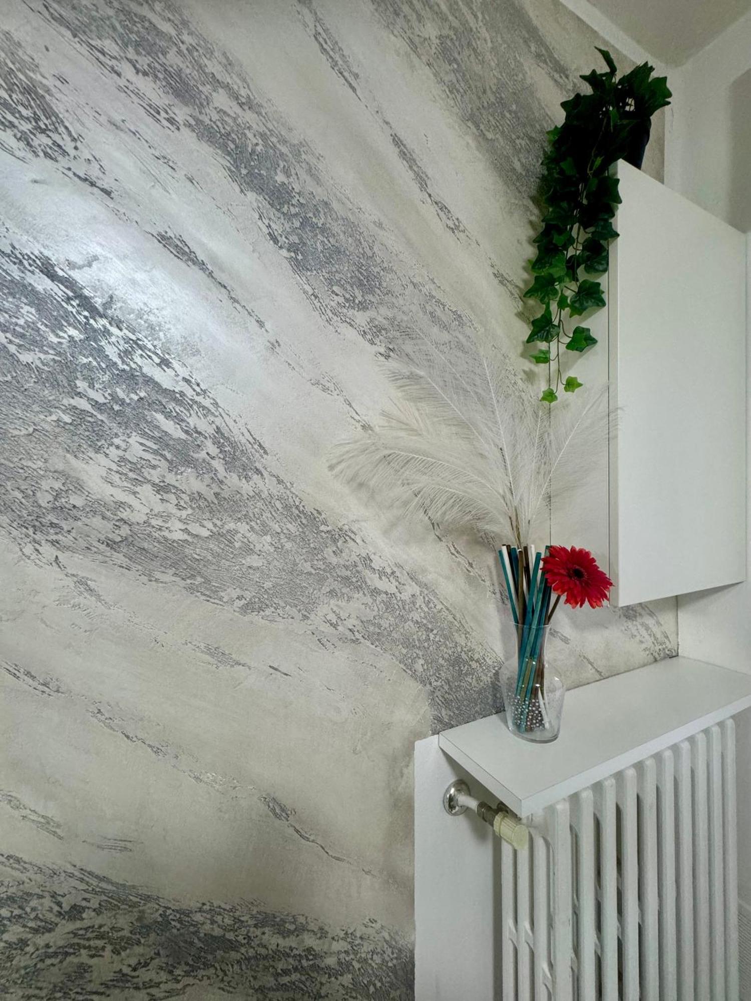 Casa Alessio - Elegante Appartamento Nel Cuore Di Cesano Maderno Extérieur photo